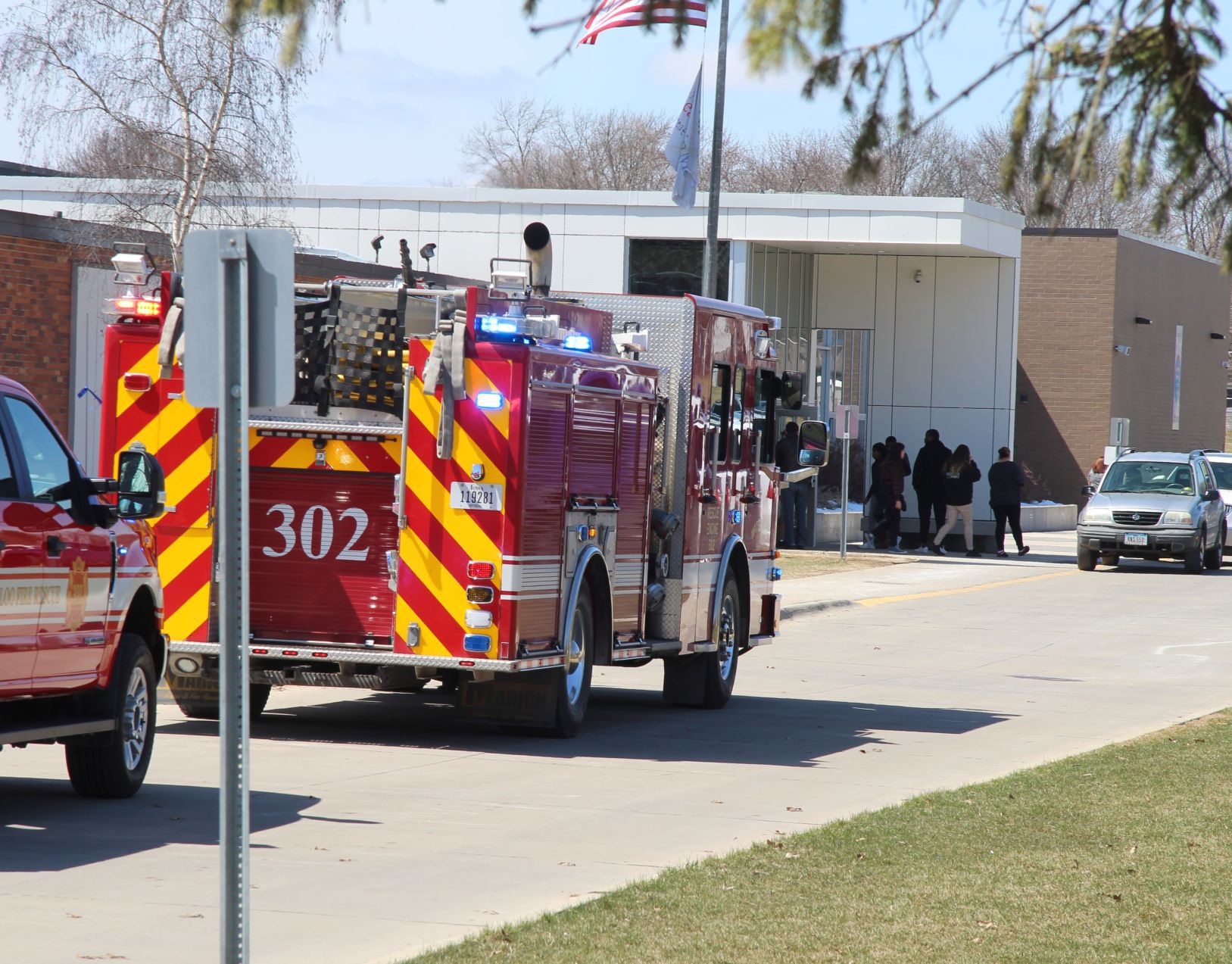 041718jr-hoover-fire-1